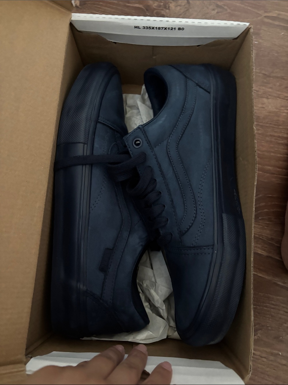 Vans Men’s Navy Low-Top Lace-Up Sneakers